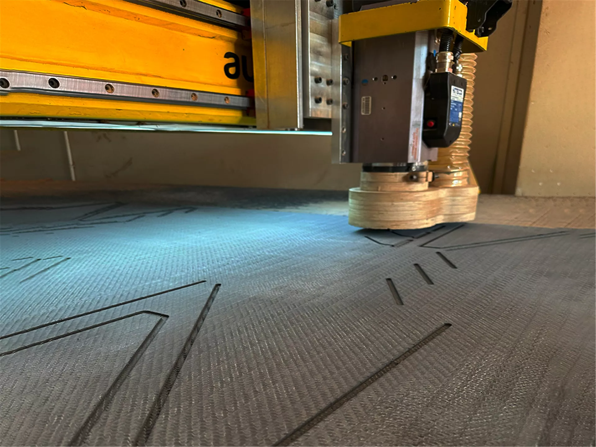 Karbonfiber Çalışması - 002